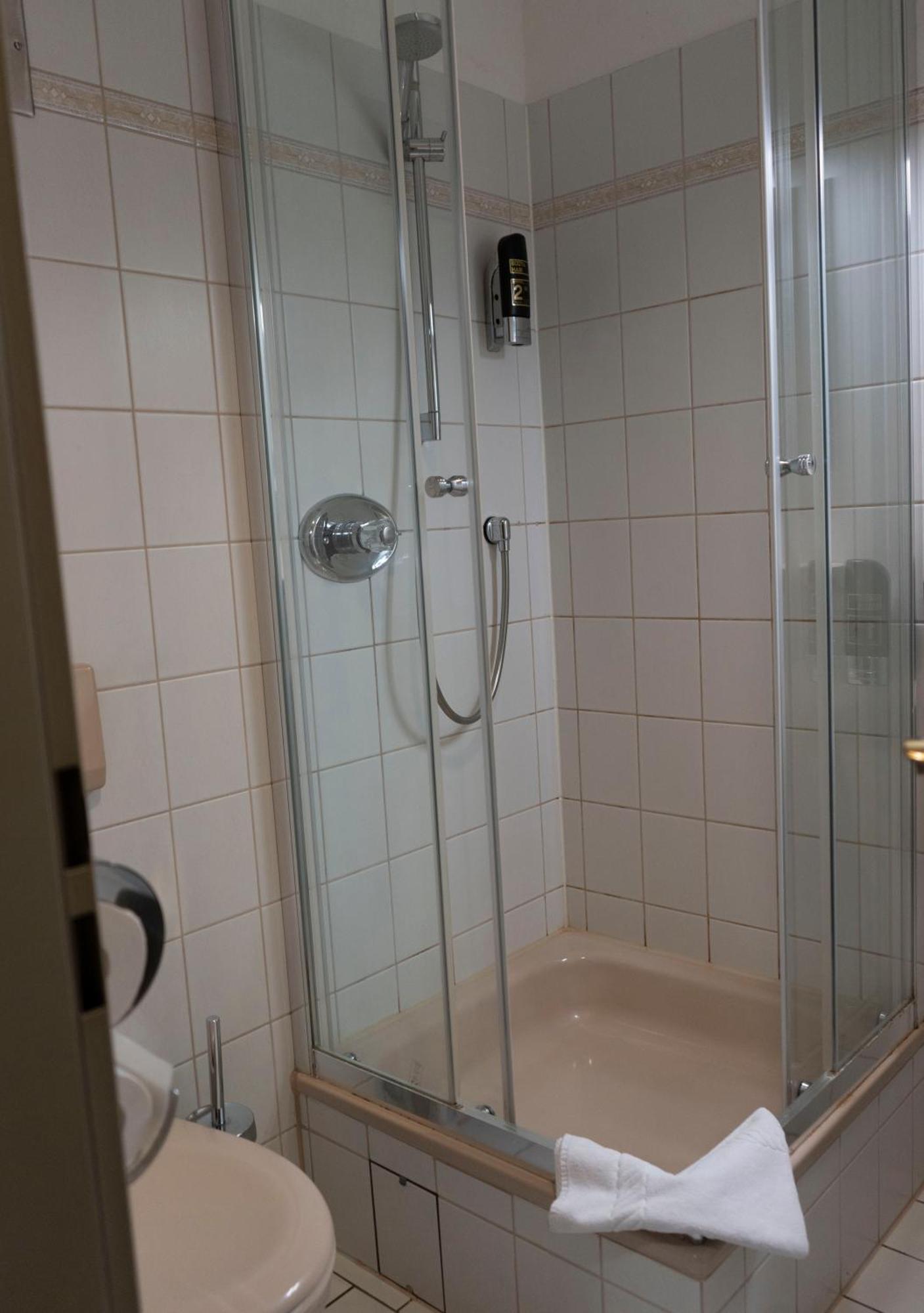 Hotel Gaststaette Zur Eiche Hannover Exteriér fotografie