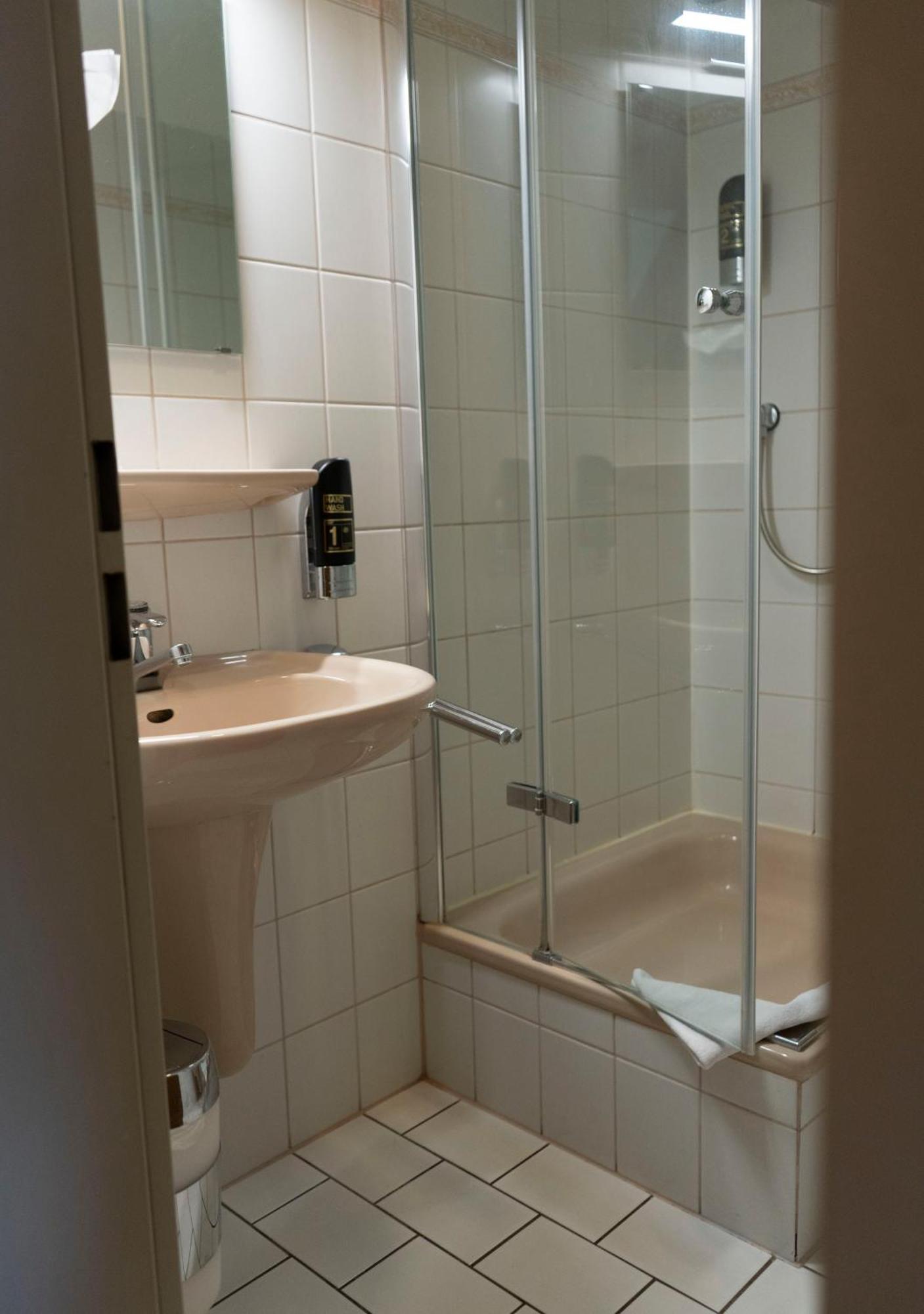Hotel Gaststaette Zur Eiche Hannover Exteriér fotografie